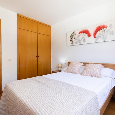 Uhc Marathon Apartments Salou Esterno foto