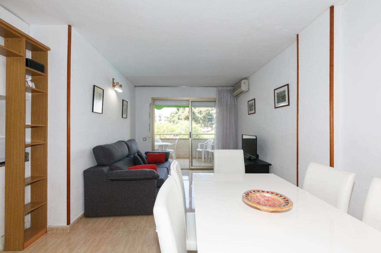 Uhc Marathon Apartments Salou Esterno foto