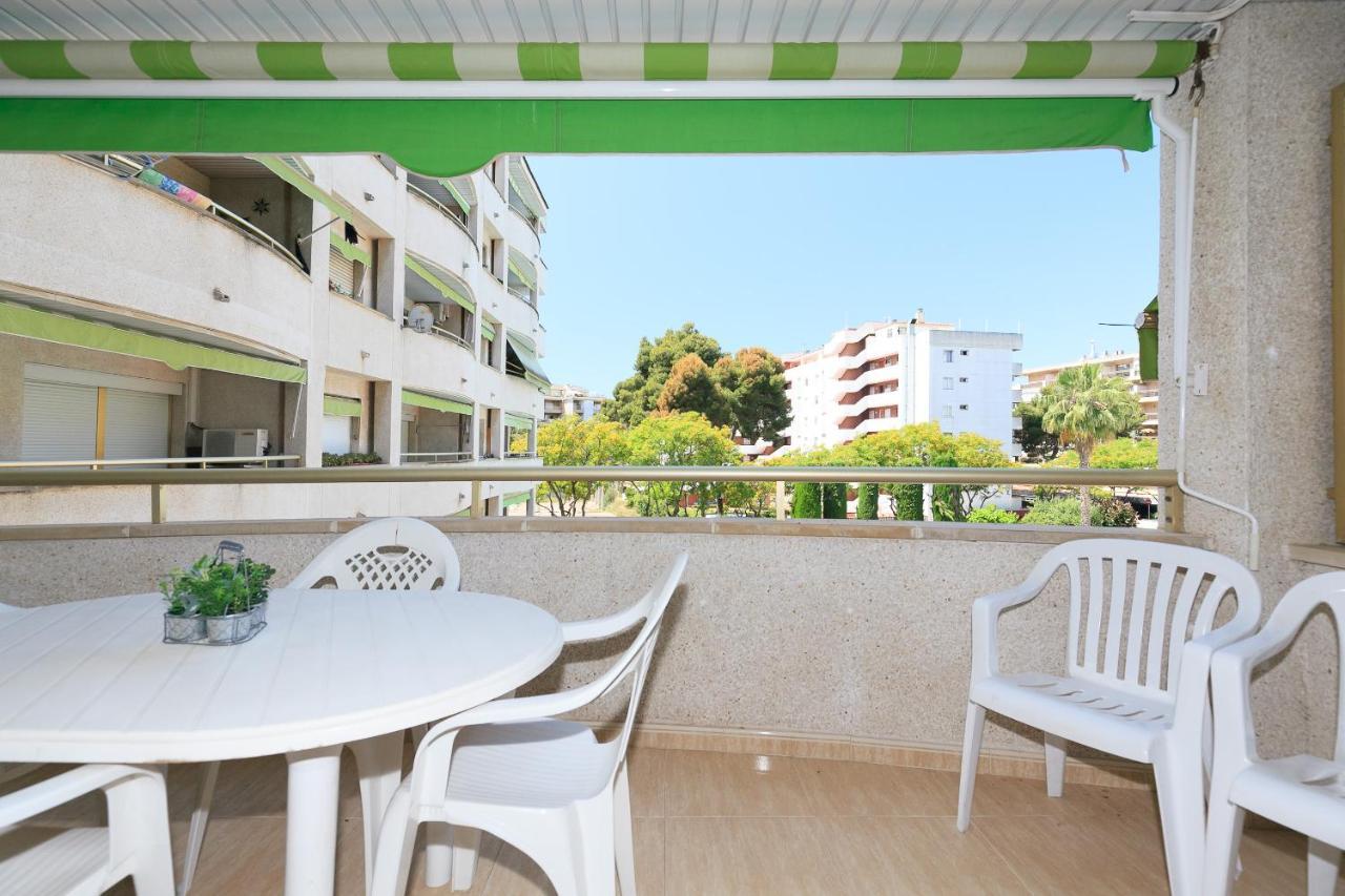 Uhc Marathon Apartments Salou Esterno foto