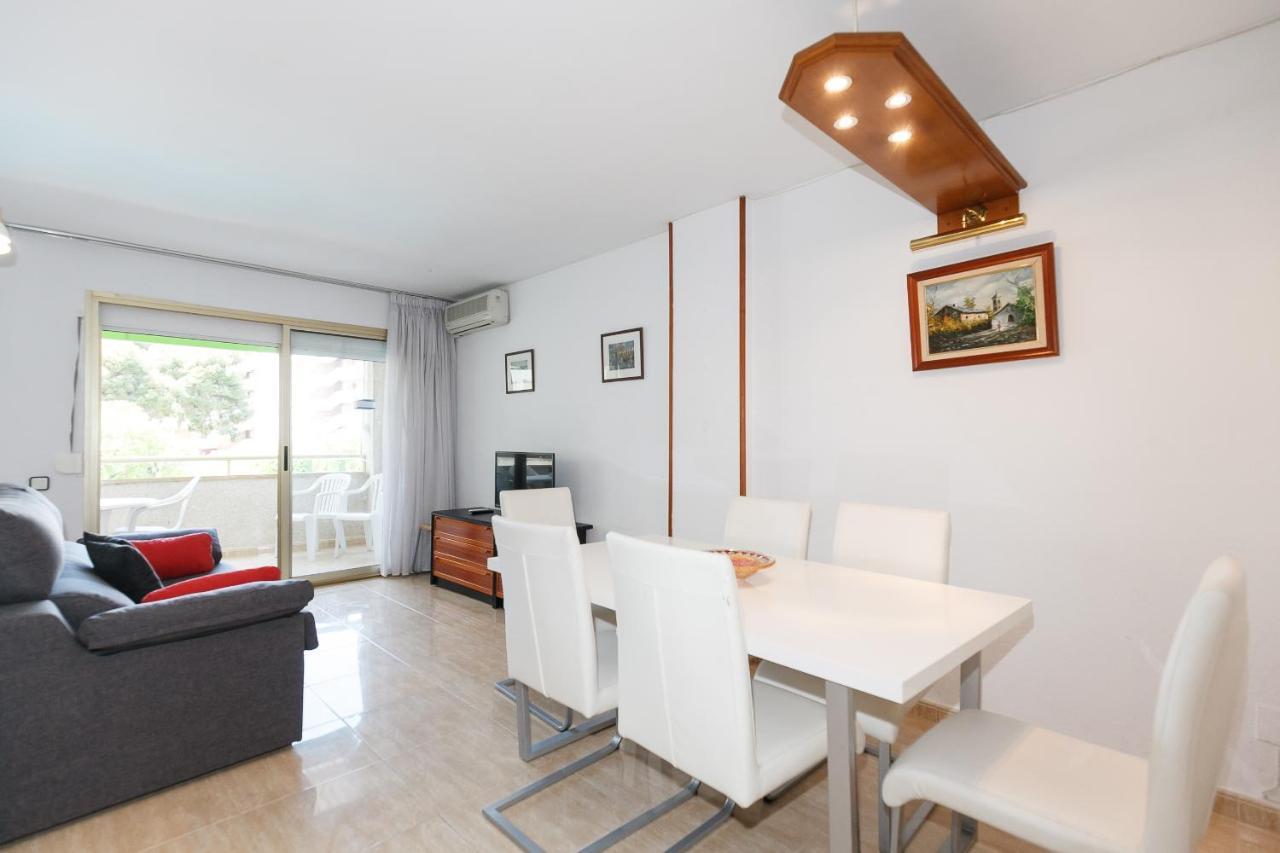 Uhc Marathon Apartments Salou Esterno foto