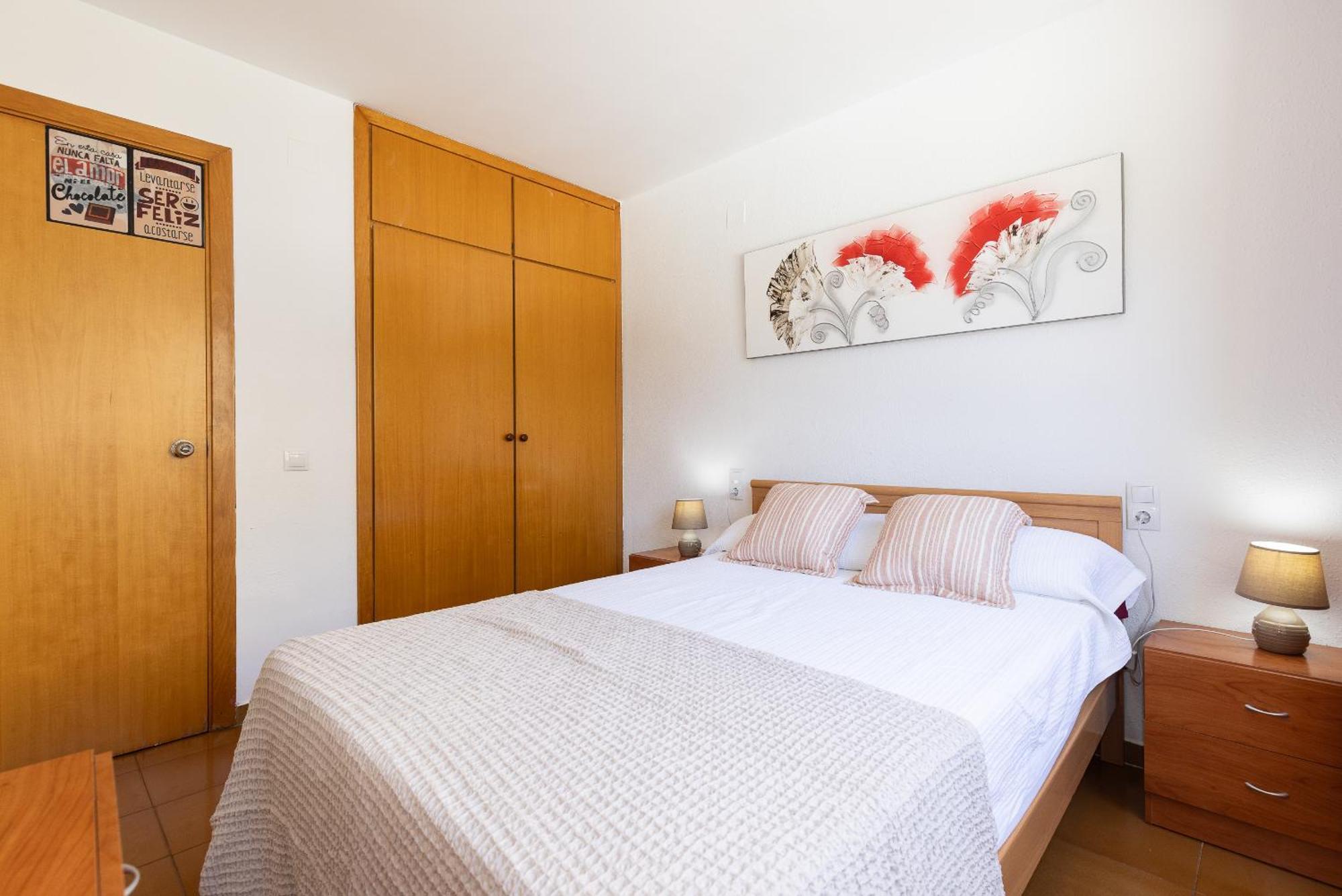 Uhc Marathon Apartments Salou Esterno foto